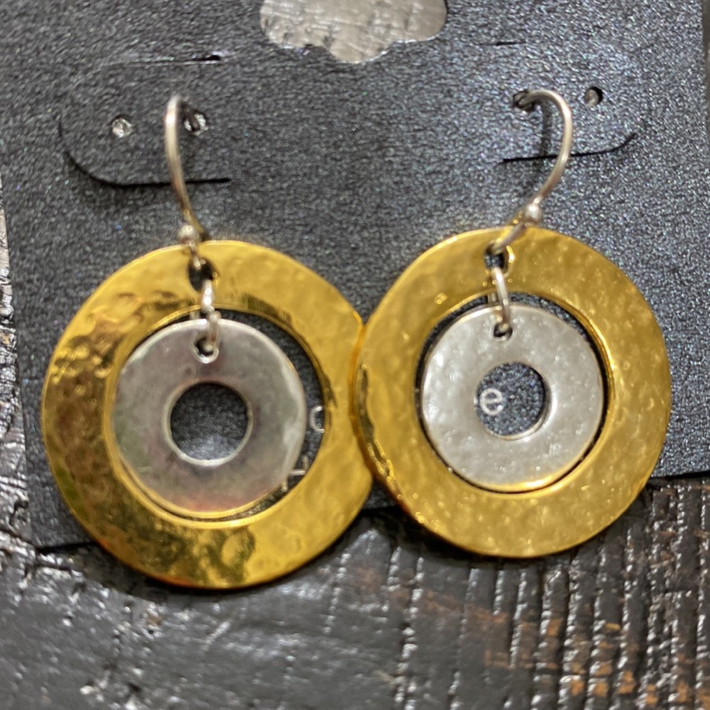 Ashley Nicole Gold and Silver Tones Textured Pierced Circle Earrings! - Picture 5 of 5